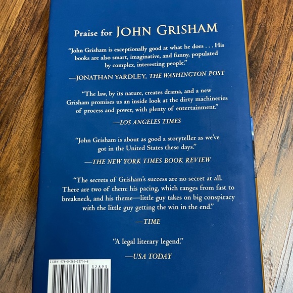 John Grisham hardback “Gray Mountain” - Picture 2 of 5